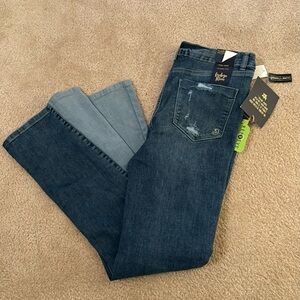 Indigo Rein Jeans
 Flare High Rise
Medium Blue